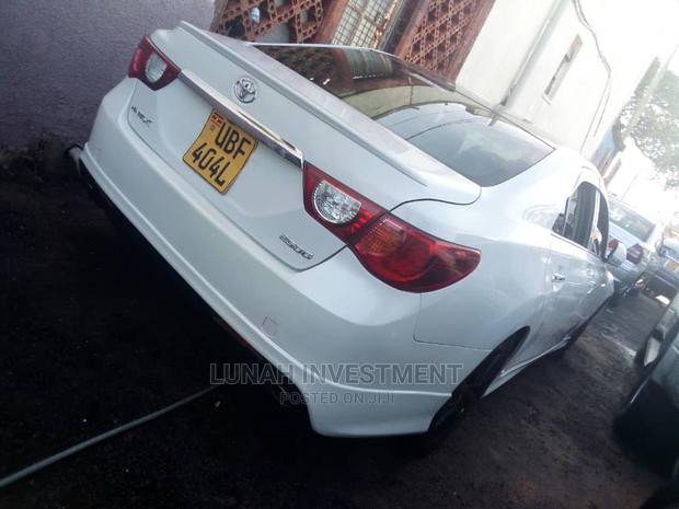 Toyota Mark X 2010