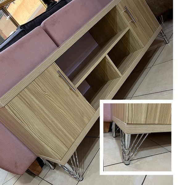 Creamy Tv Stands (5Ft by 2Ft)