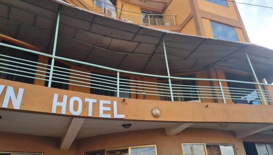 Hotel for sell in Town