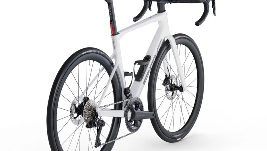 2025 Bmc Roadmachine 01 Four Road Bike (KINGCYCLESPORT)