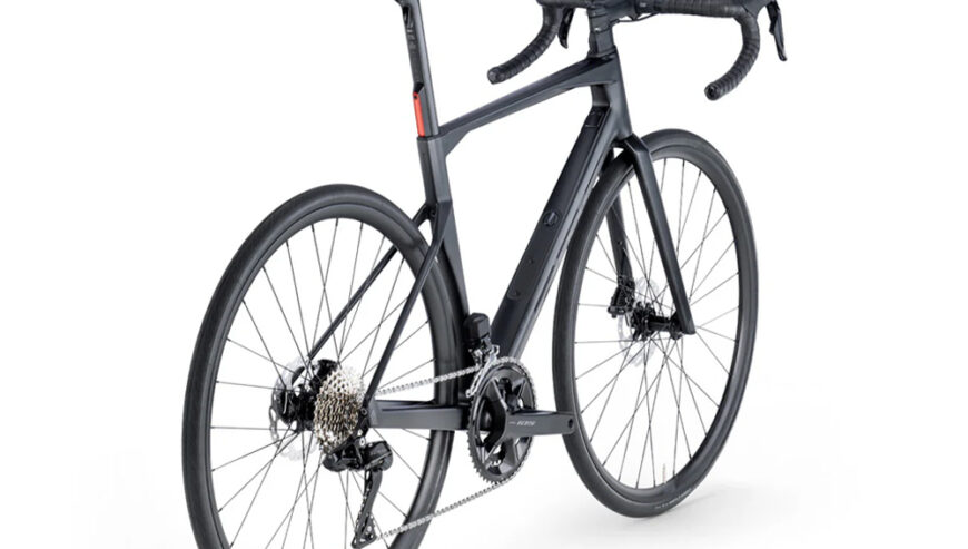 2025 Bmc Roadmachine Two Road Bike (KINGCYCLESPORT)