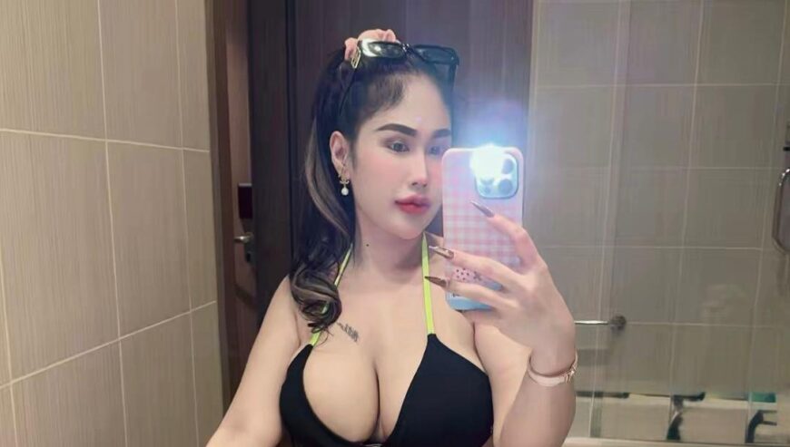 Charming call girls In Kashmiri Gate Delhi 9220592151