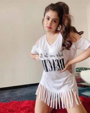 VIP Call Girls In DLF Phase 4 Gurgaon 9870412668))